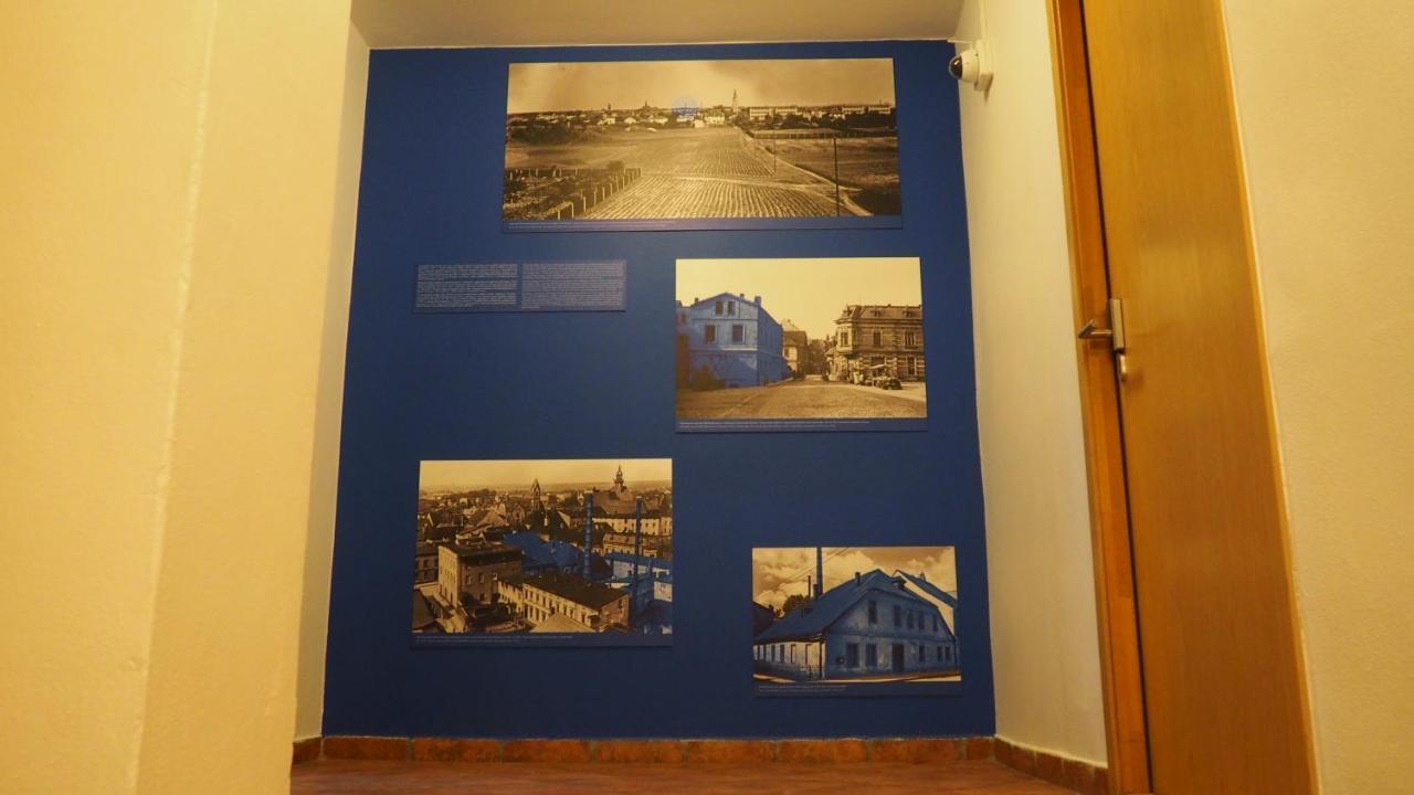 Hostel Mlotek I Perlik Tarnowskie Góry Exteriör bild