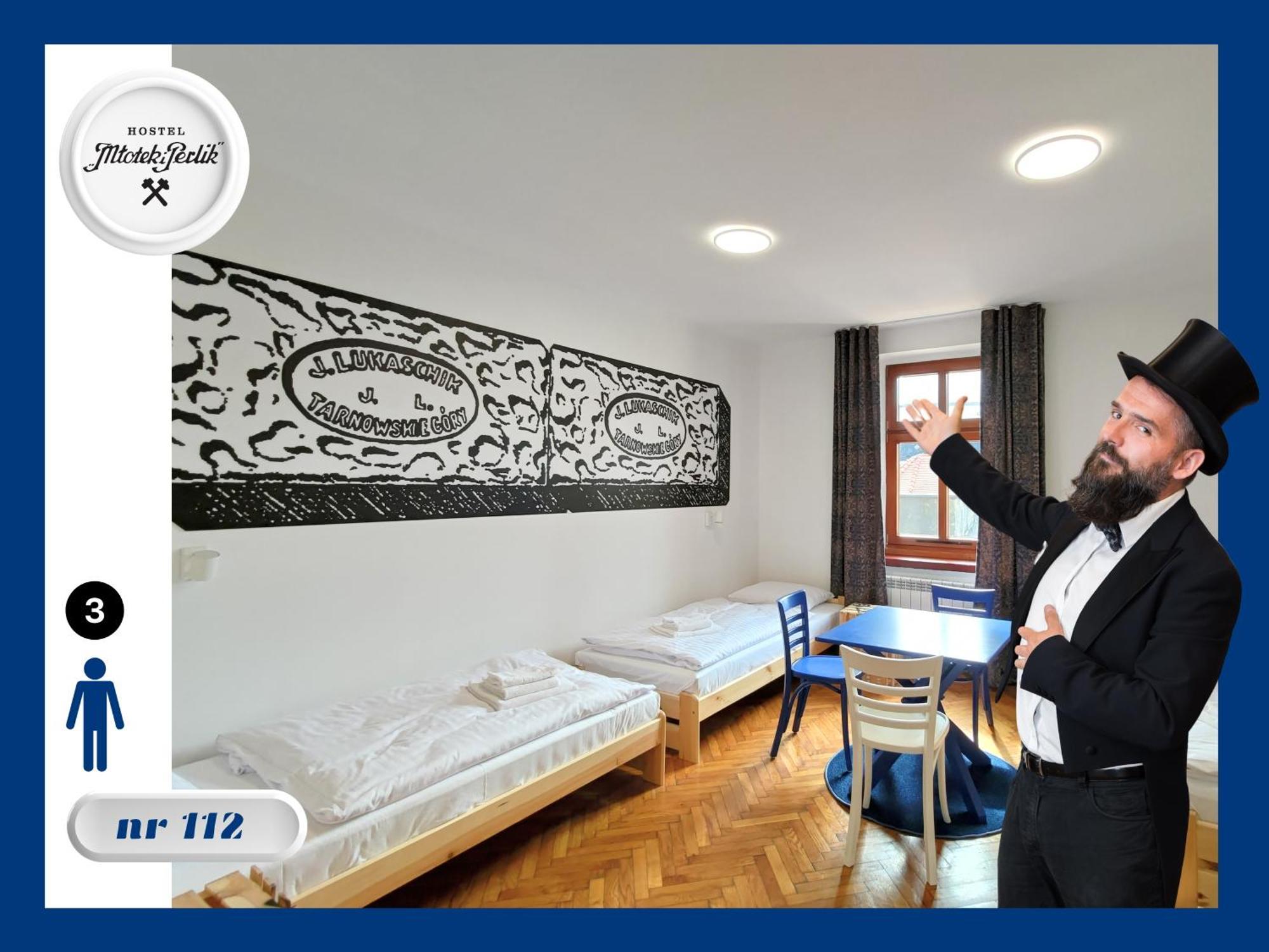Hostel Mlotek I Perlik Tarnowskie Góry Exteriör bild