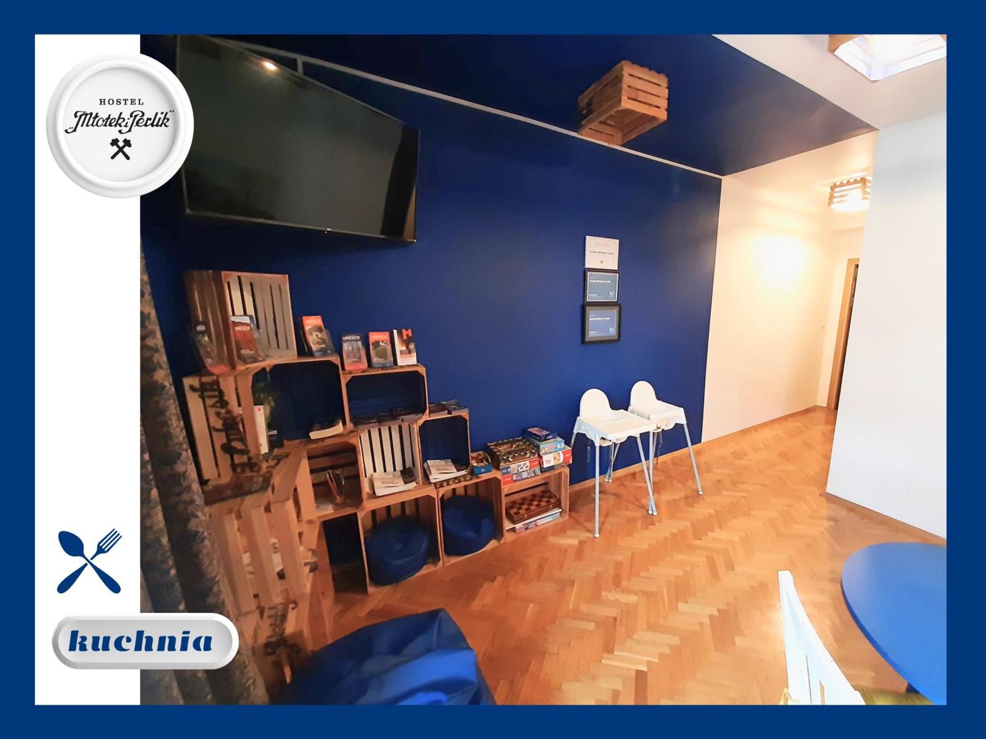 Hostel Mlotek I Perlik Tarnowskie Góry Exteriör bild