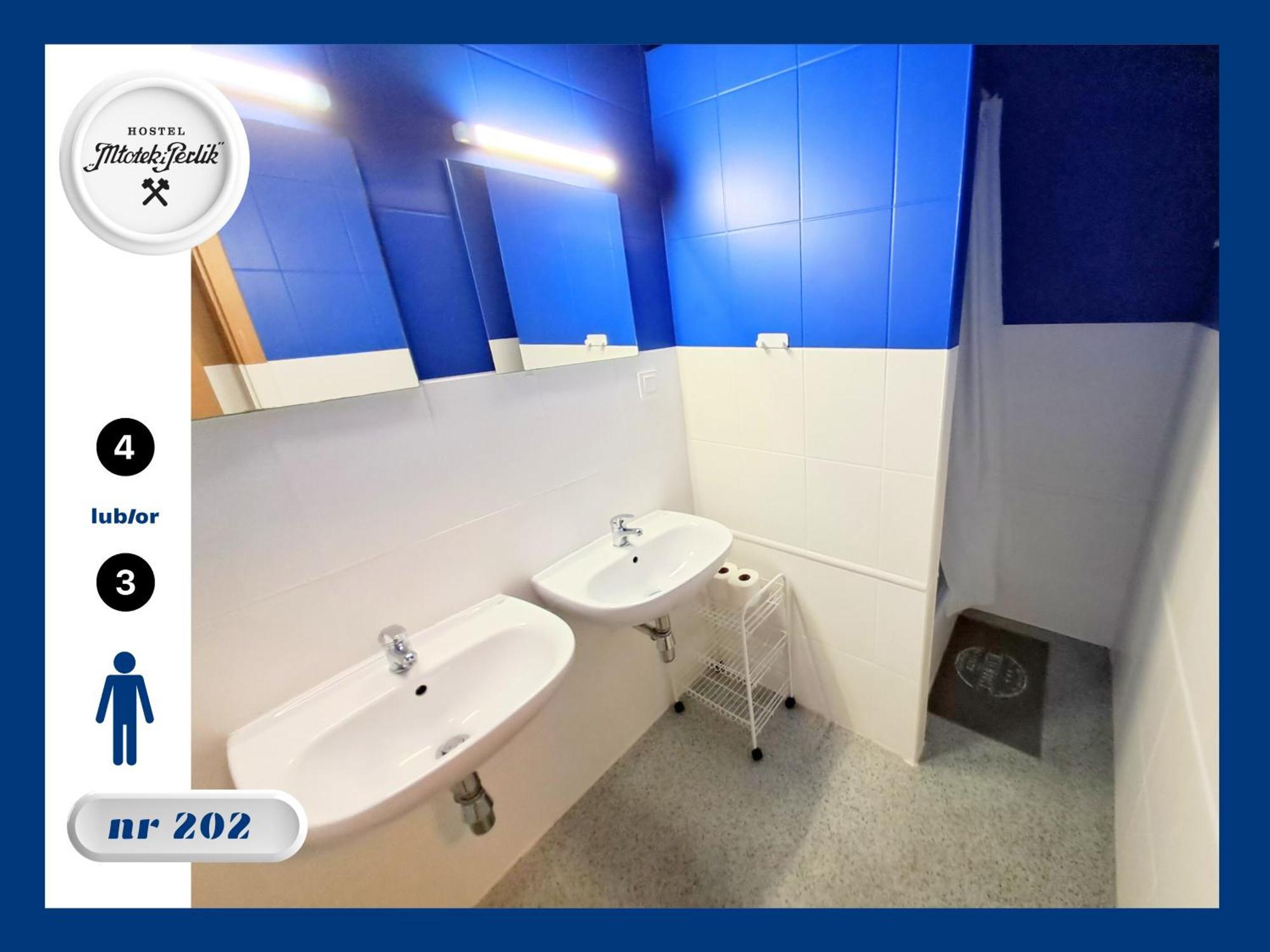 Hostel Mlotek I Perlik Tarnowskie Góry Exteriör bild