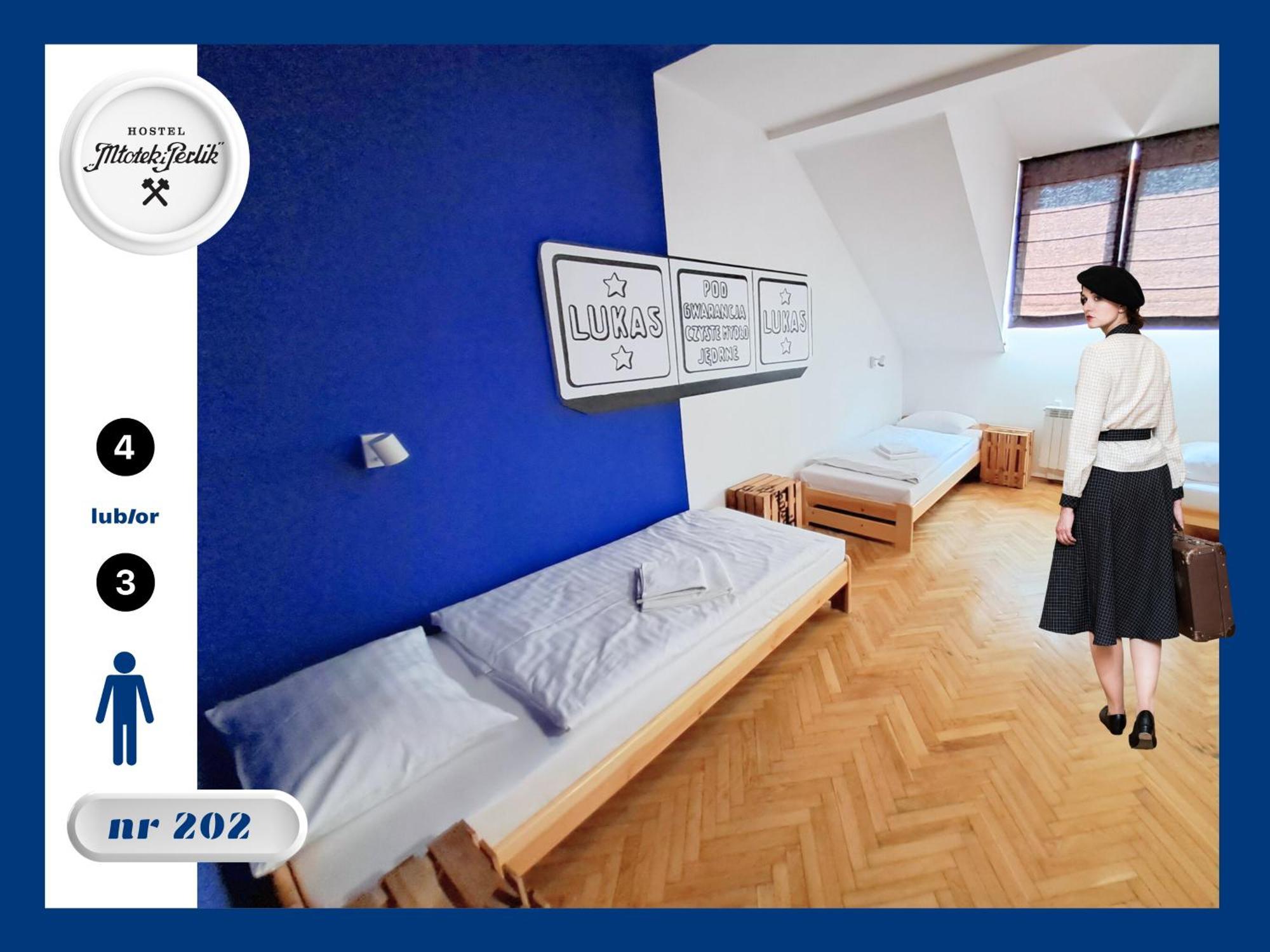 Hostel Mlotek I Perlik Tarnowskie Góry Exteriör bild
